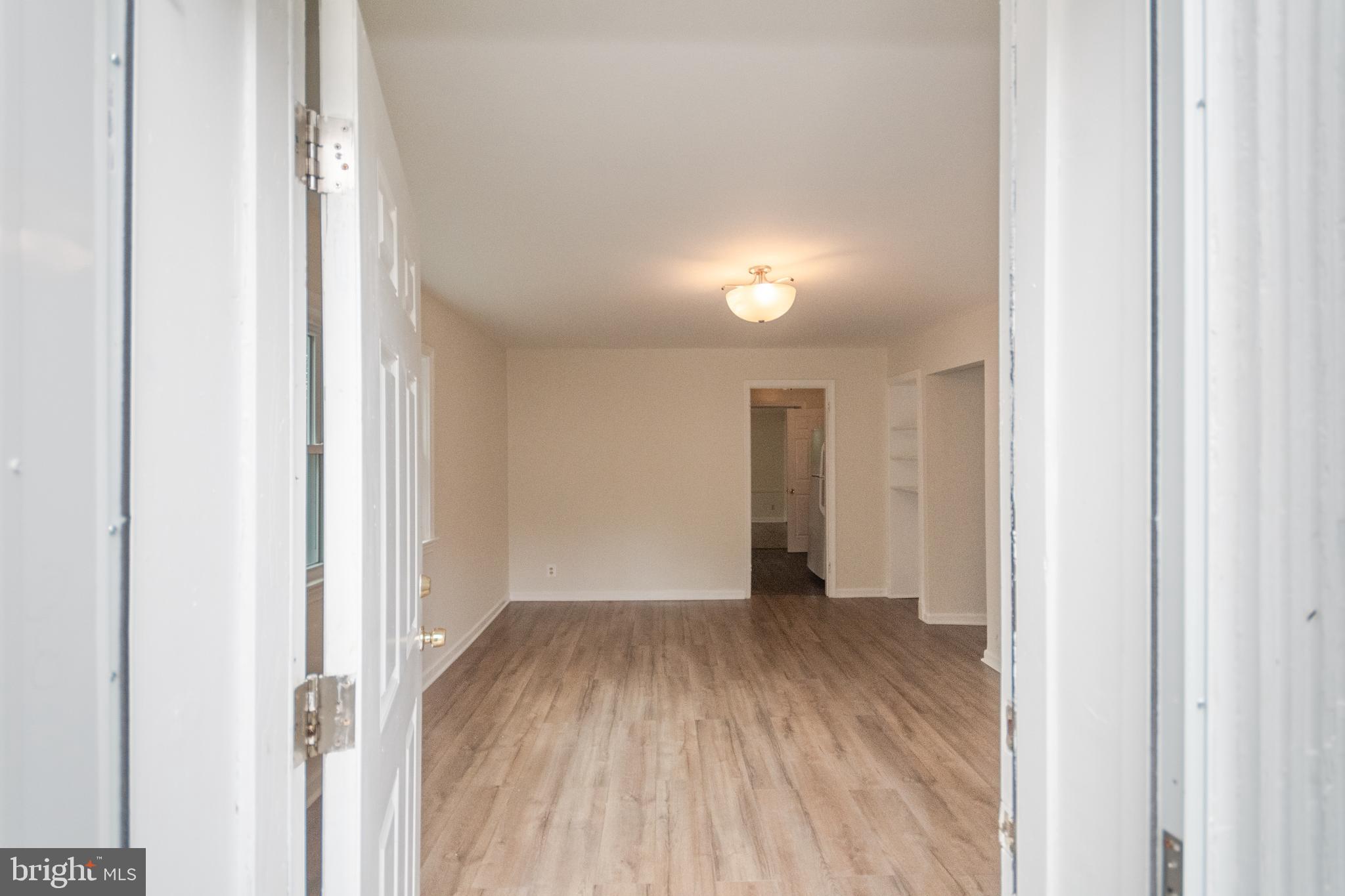 1516 Windham Lane Silver Spring, MD 20902 - Photo 2 of 25 Gallery Image 2