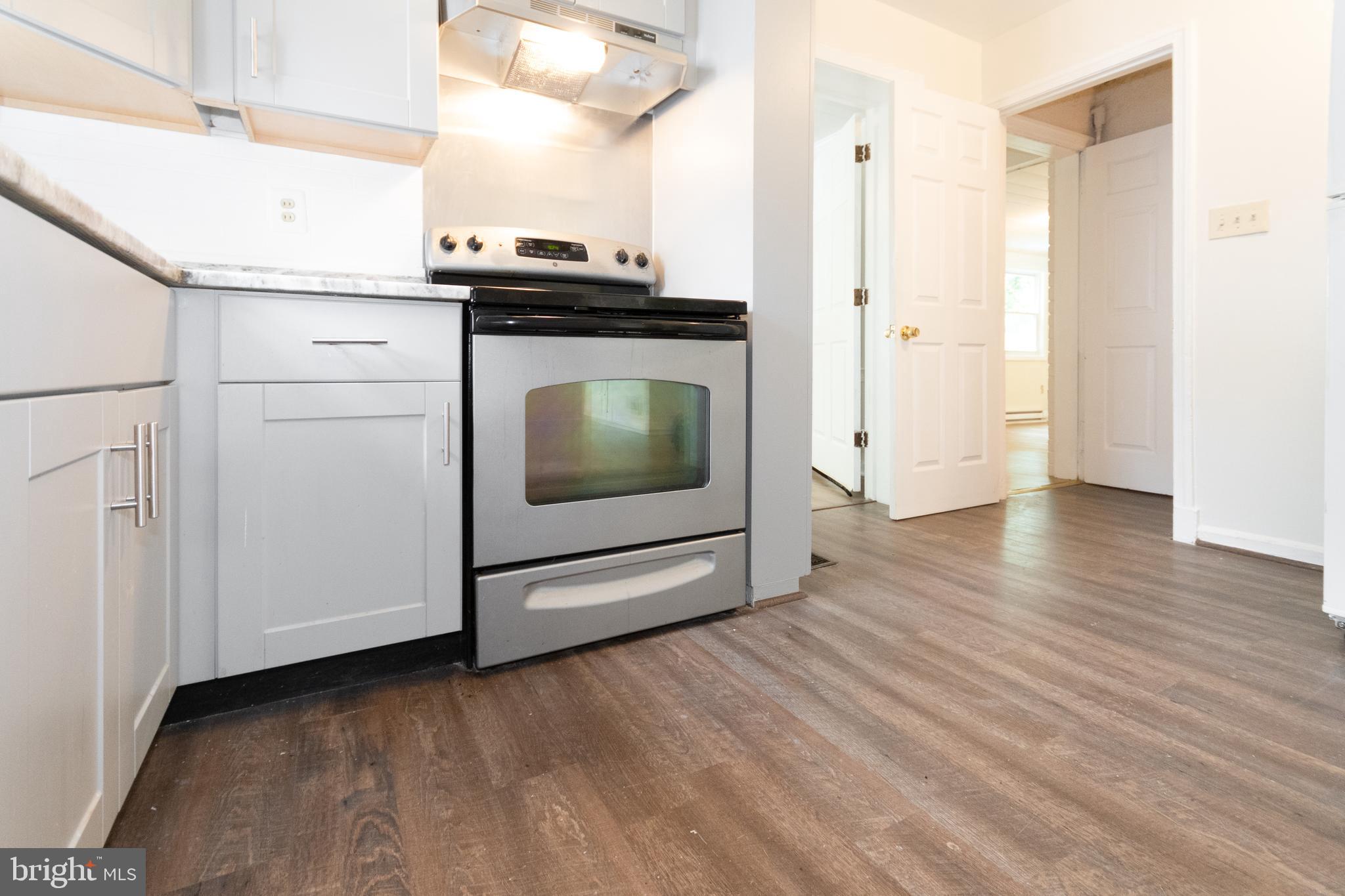 1516 Windham Lane Silver Spring, MD 20902 - Photo 8 of 25 Gallery Image 8