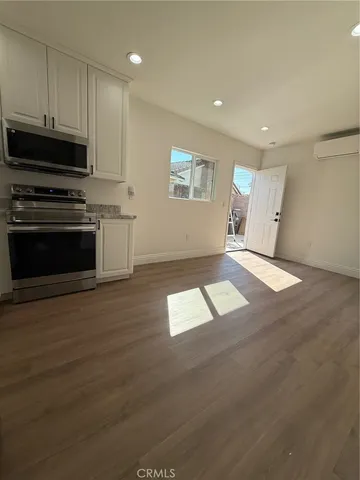 $2,400 | 15285 Rushmoor Lane, Huntington Beach, CA 92647