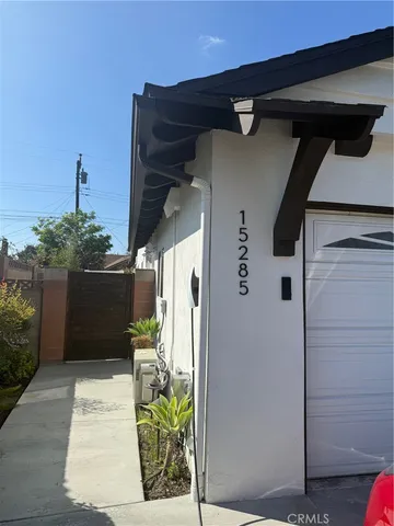 $2,400 | 15285 Rushmoor Lane, Huntington Beach, CA 92647