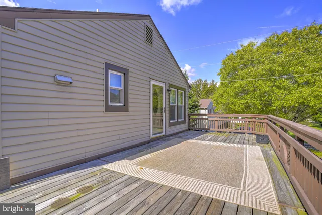 a view of deck with patio