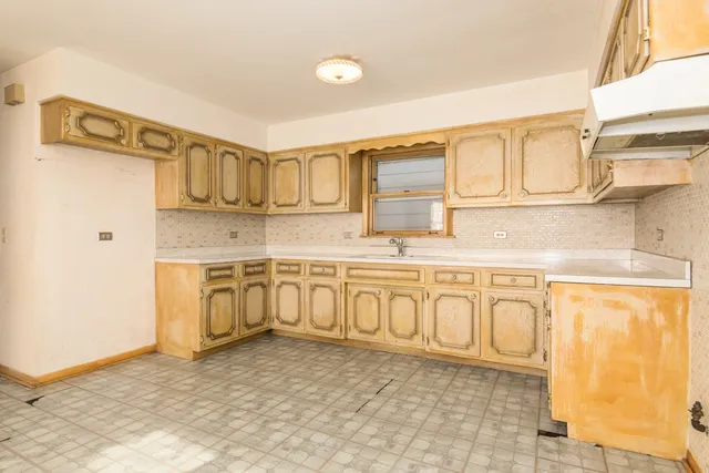 $350,000 | 2719 North Nordica Avenue, Chicago, IL 60707