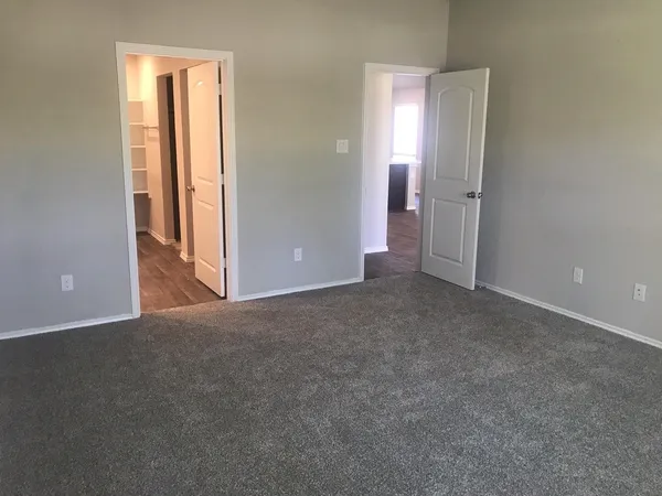 $1,900 | 16817 Lonely Pines Drive, Conroe, TX 77302