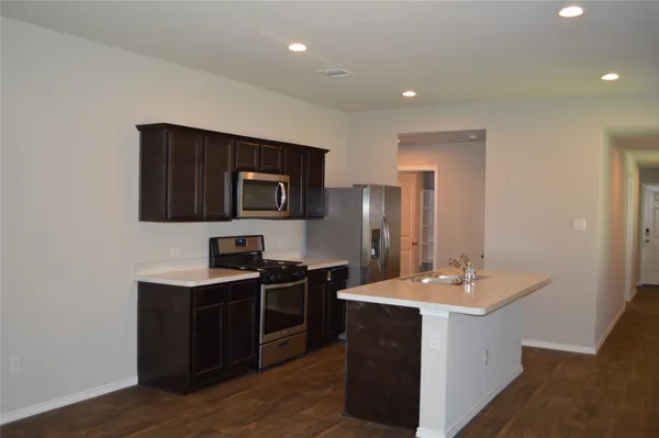 $1,900 | 16817 Lonely Pines Drive, Conroe, TX 77302