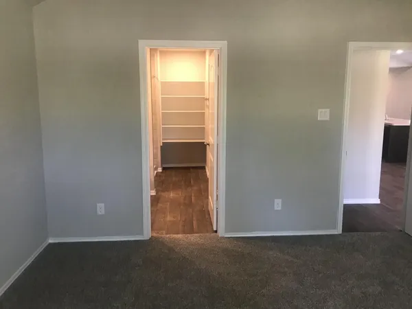 $1,900 | 16817 Lonely Pines Drive, Conroe, TX 77302