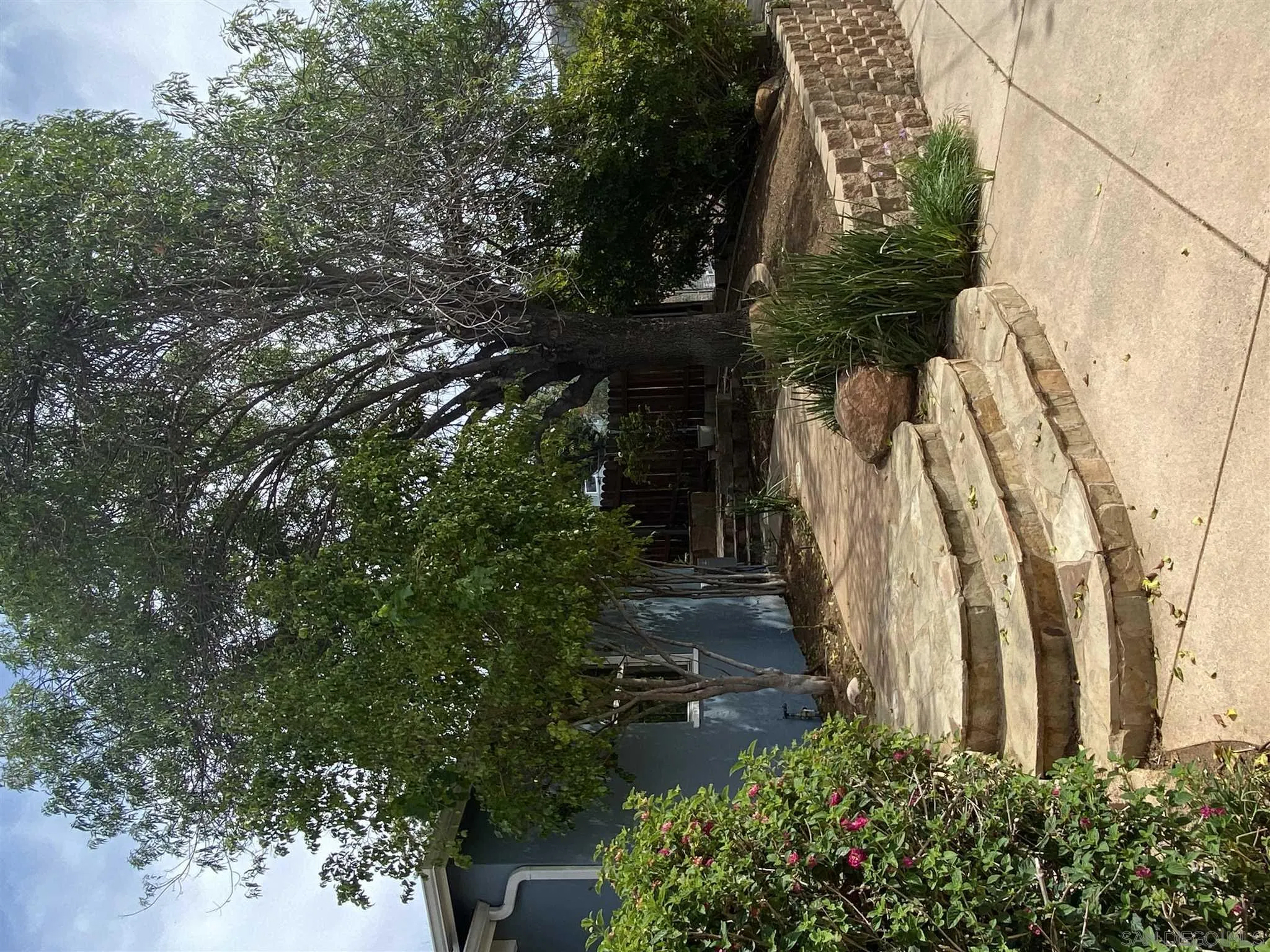 9243 Westhill Road Lakeside, CA 92040 - Photo 7 of 26 a view of small yard