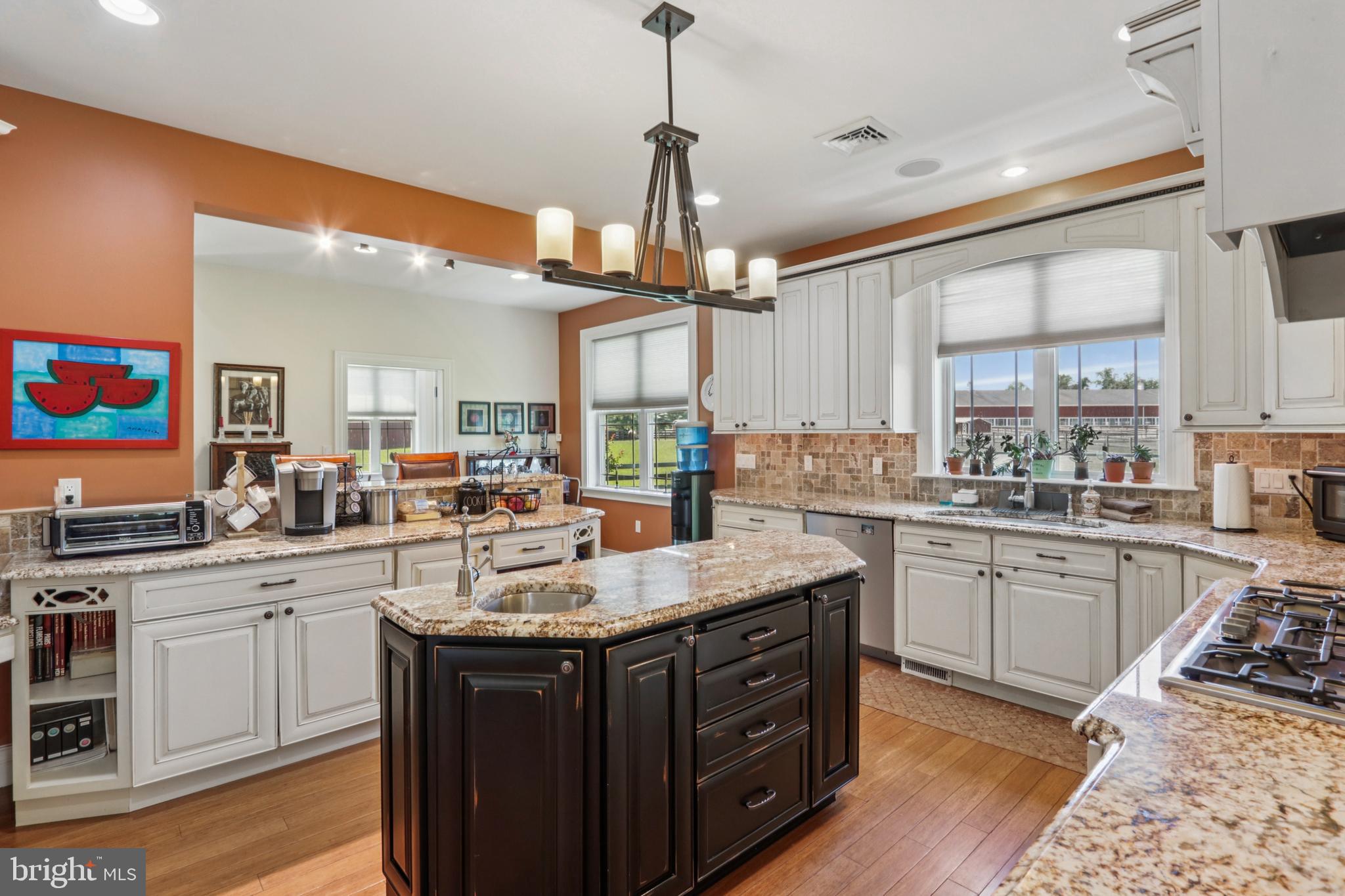296 Sharon Road Robbinsville, NJ 08691 - Photo 13 of 107