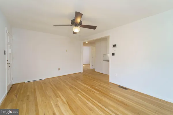 $2,600 | 4400 Garrett Park Road, Wheaton, MD 20906