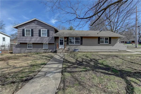 $234,990 | 7423 Harris Avenue, Raytown, MO 64133