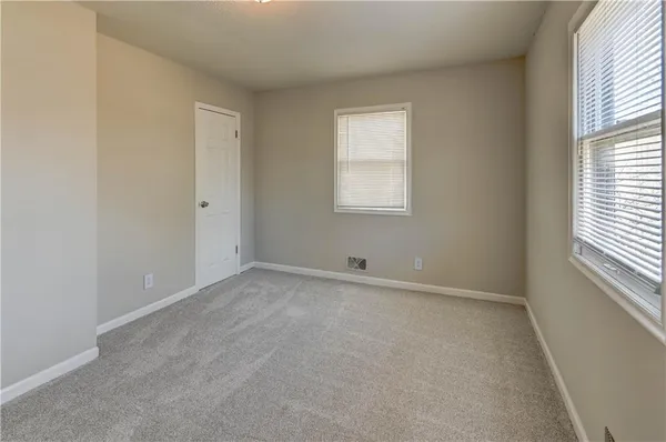 $234,990 | 7423 Harris Avenue, Raytown, MO 64133