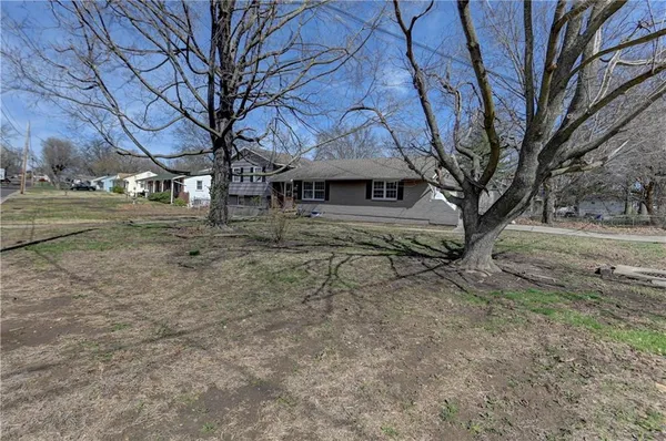 $234,990 | 7423 Harris Avenue, Raytown, MO 64133