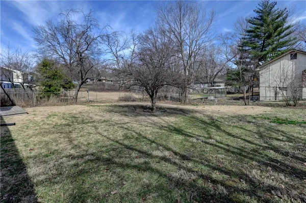 $234,990 | 7423 Harris Avenue, Raytown, MO 64133