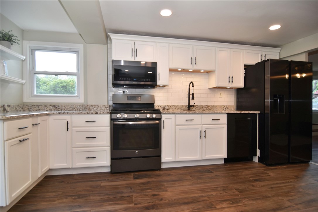 7 Fairfield Road Barrington, RI 02806 - Photo 10 of 47 Gallery Image 10