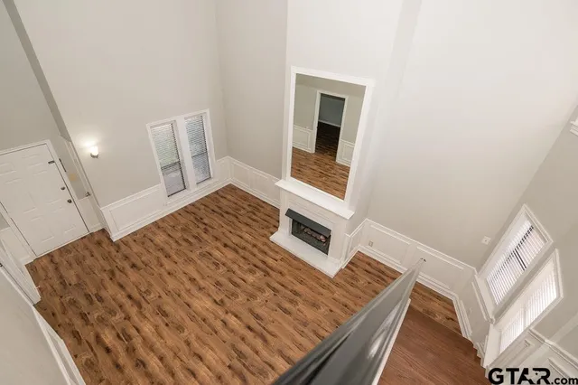 $1,700 | 5827 Hollytree Drive, Tyler, TX 75703