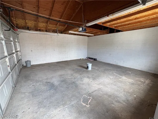 $1,800 | 111 Dogwood Street, Henderson, NV 89015