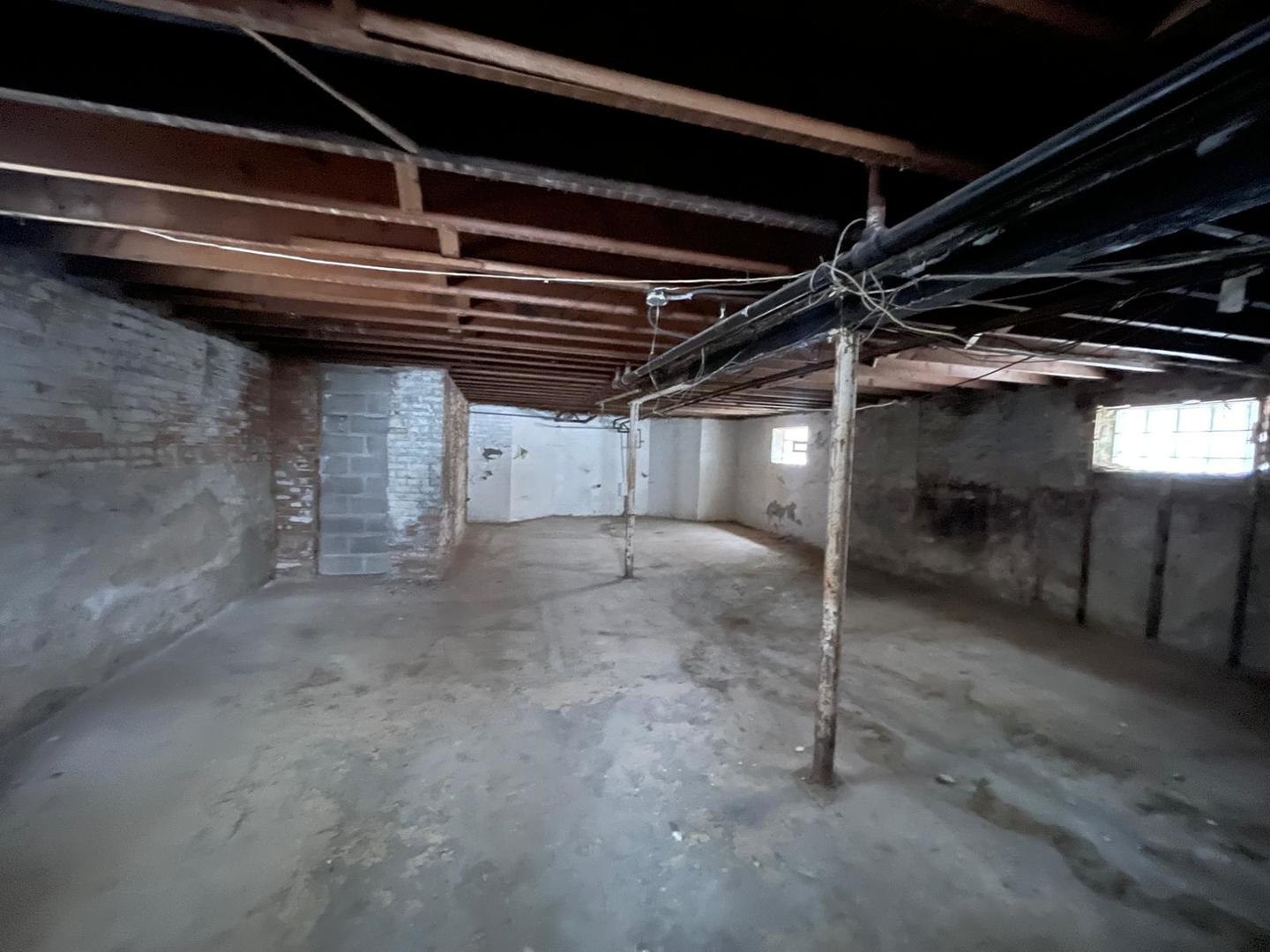 8325 South Cregier Avenue Chicago, IL 60617 - Photo 15 of 18