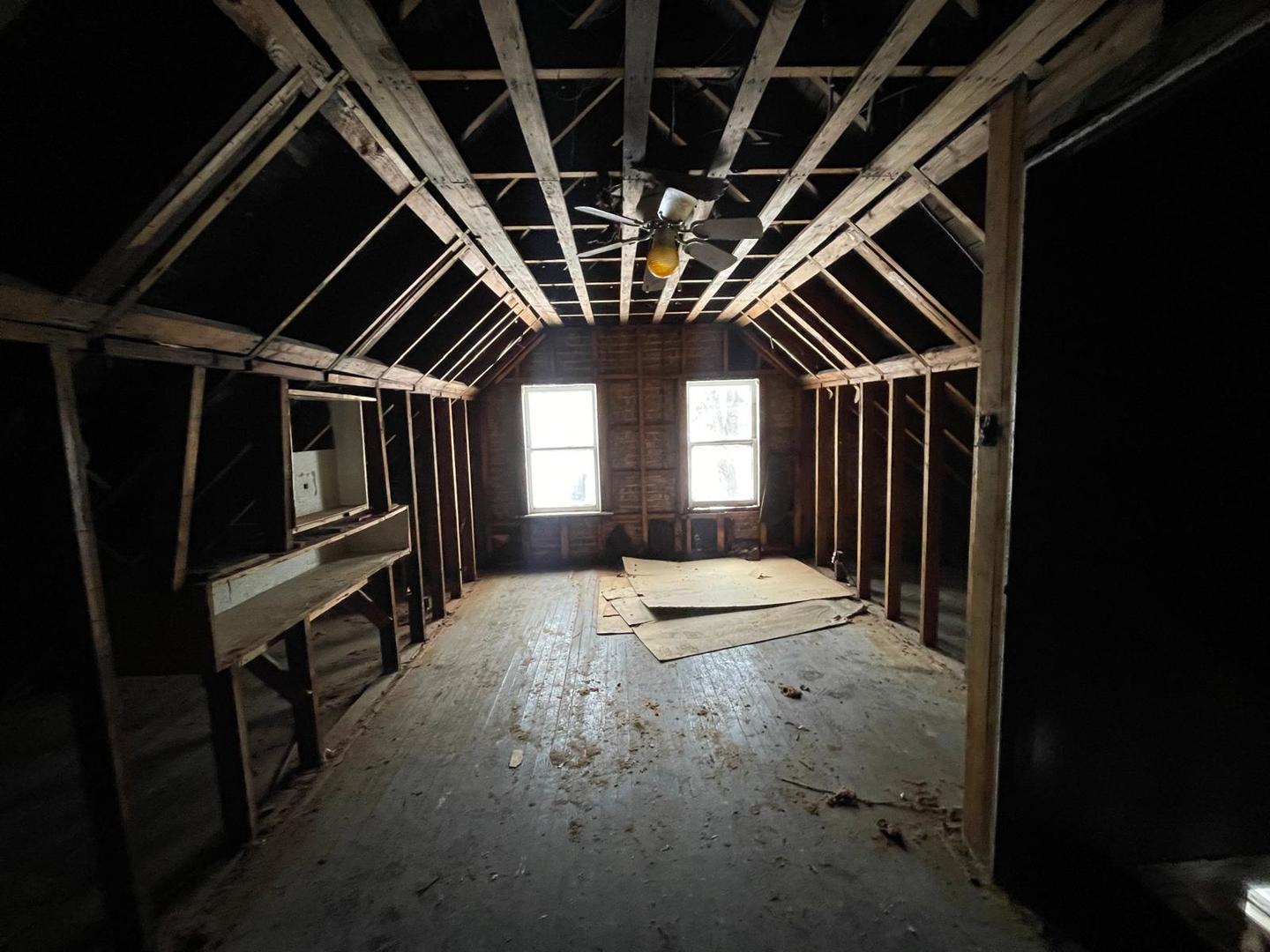 8325 South Cregier Avenue Chicago, IL 60617 - Photo 5 of 18