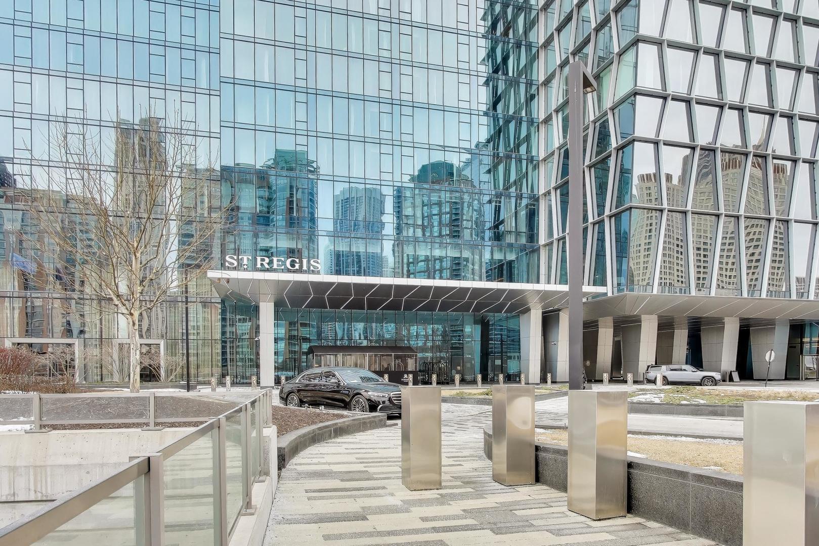 363 East Wacker Drive, Unit 2708 Chicago, IL 60601 - Photo 2 of 48 a building view with outdoor space