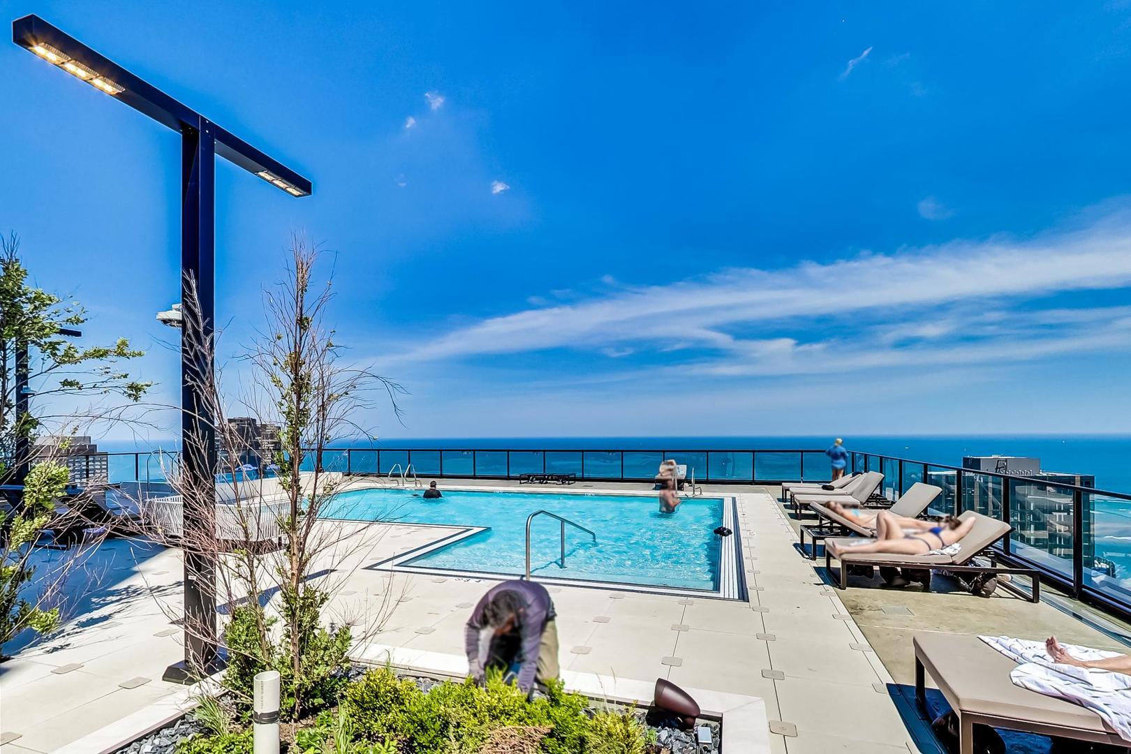 363 East Wacker Drive, Unit 2708 Chicago, IL 60601 - Photo 30 of 48 outdoor view
