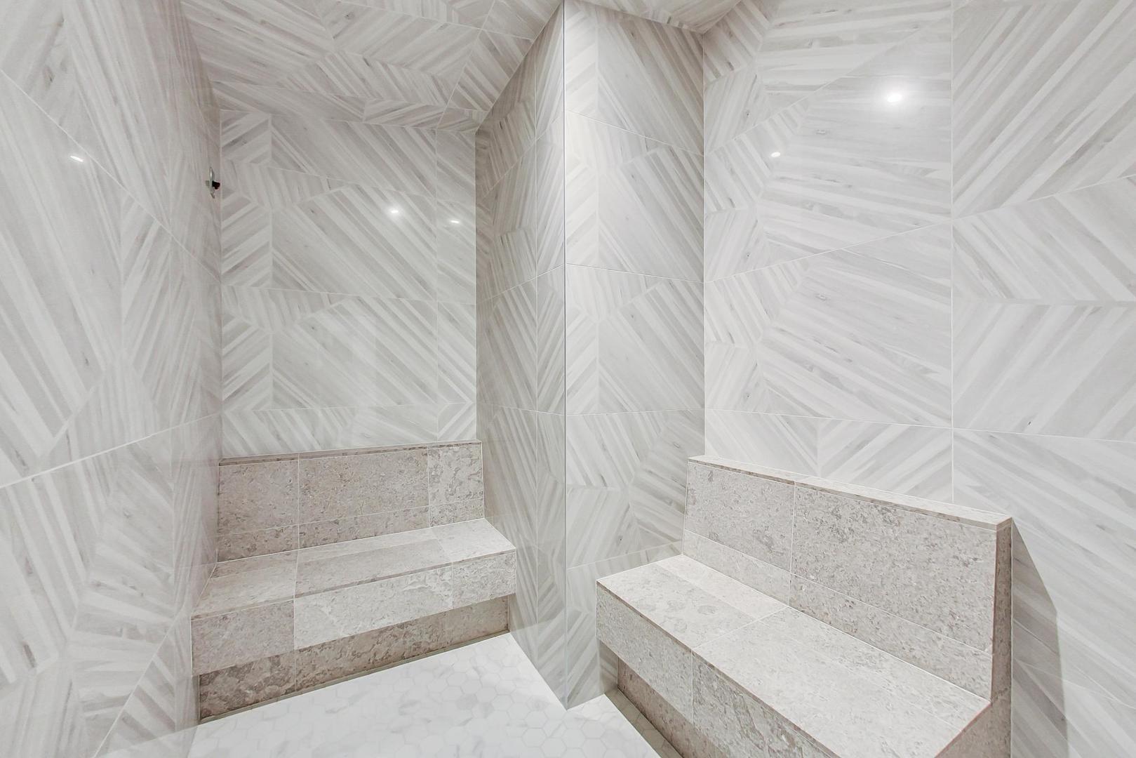 363 East Wacker Drive, Unit 2708 Chicago, IL 60601 - Photo 43 of 48 a bathroom with a bathtub