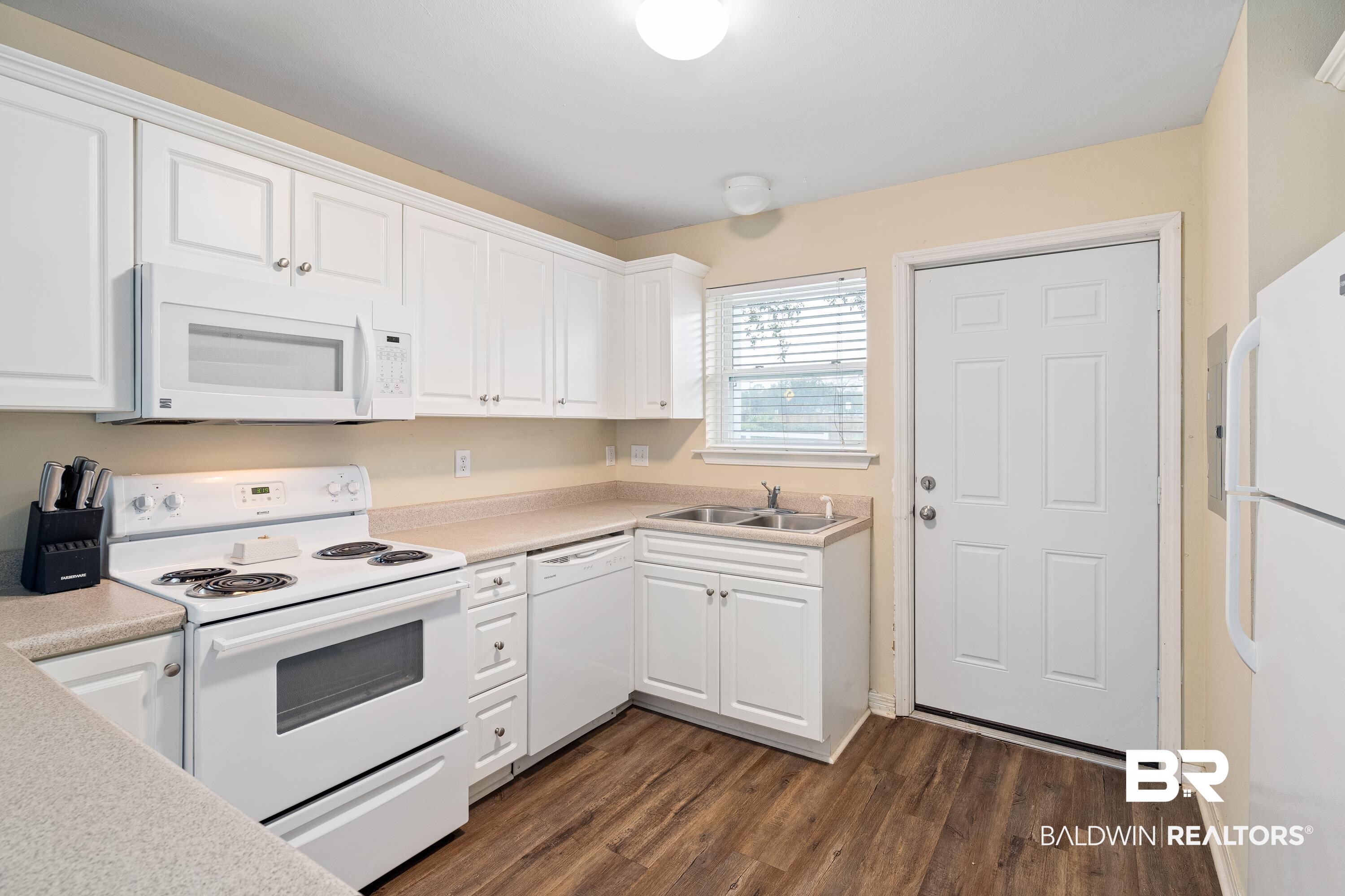 25957 Canal Road, Unit 112 Orange Beach, AL 36561 - Photo 6 of 19
