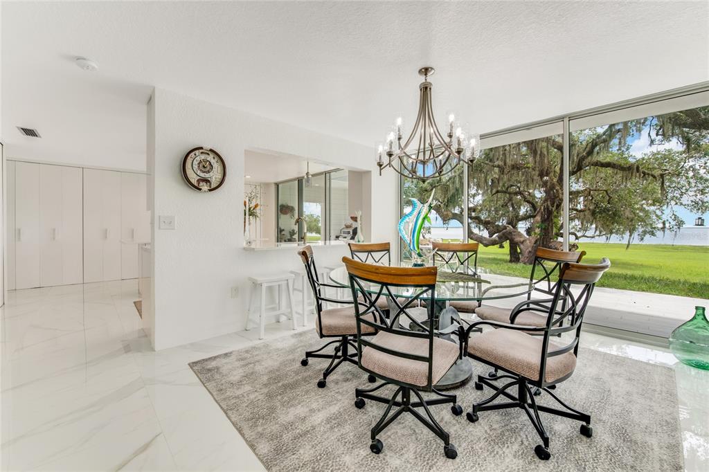 2600 Fort Lane Road Geneva, FL 32732 - Photo 8 of 28 a dining room with furniture and window