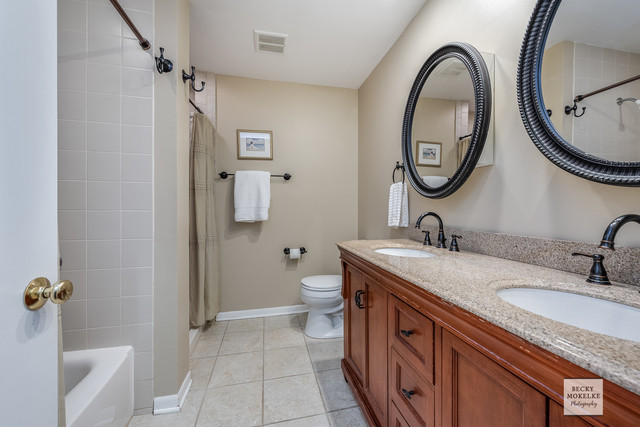 1112 Modaff Road Naperville, IL 60540 - Photo 11 of 25