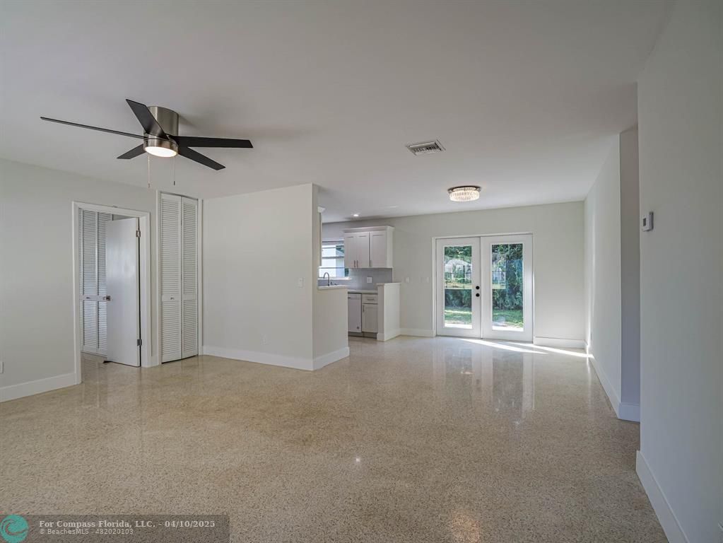 2203 1st Place Vero Beach, FL 32962 - Photo 11 of 42