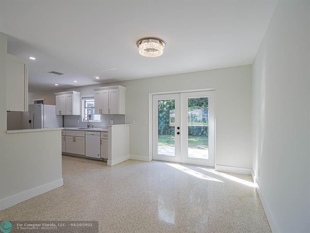 2203 1st Place Vero Beach, FL 32962 - Photo 12 of 42