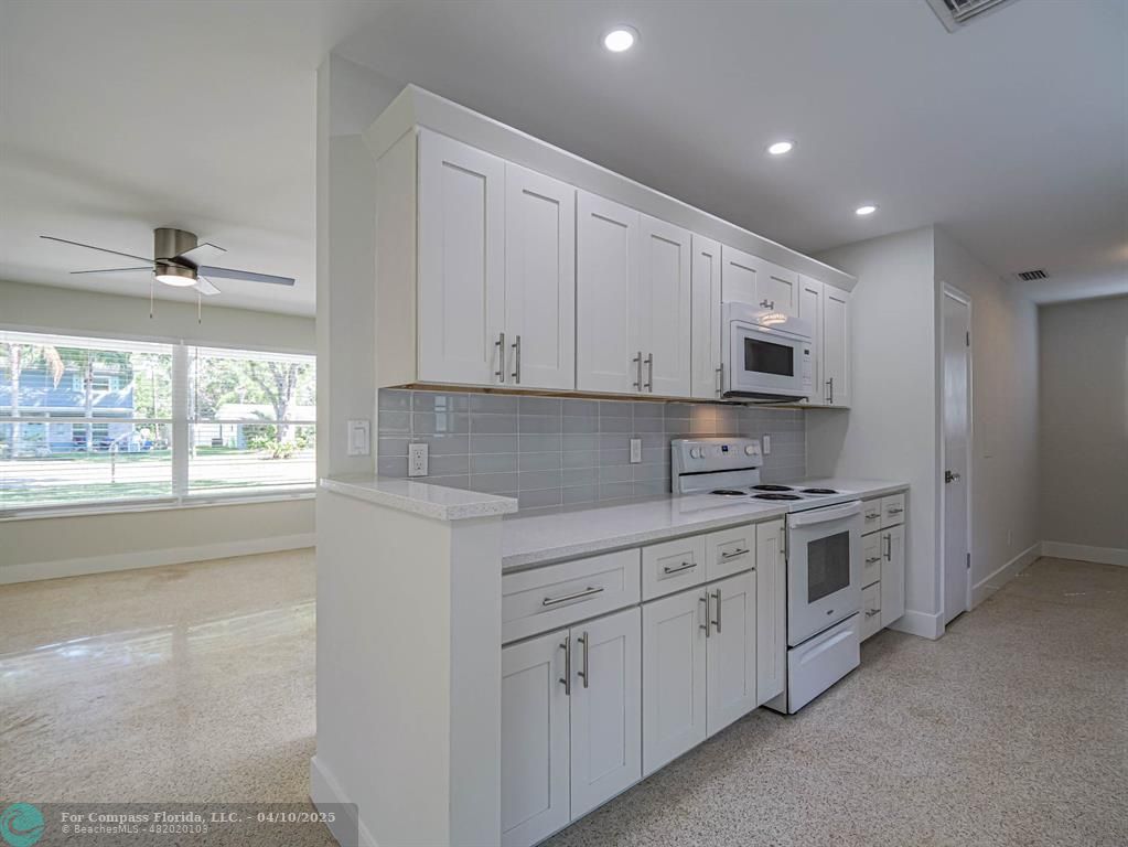 2203 1st Place Vero Beach, FL 32962 - Photo 13 of 42