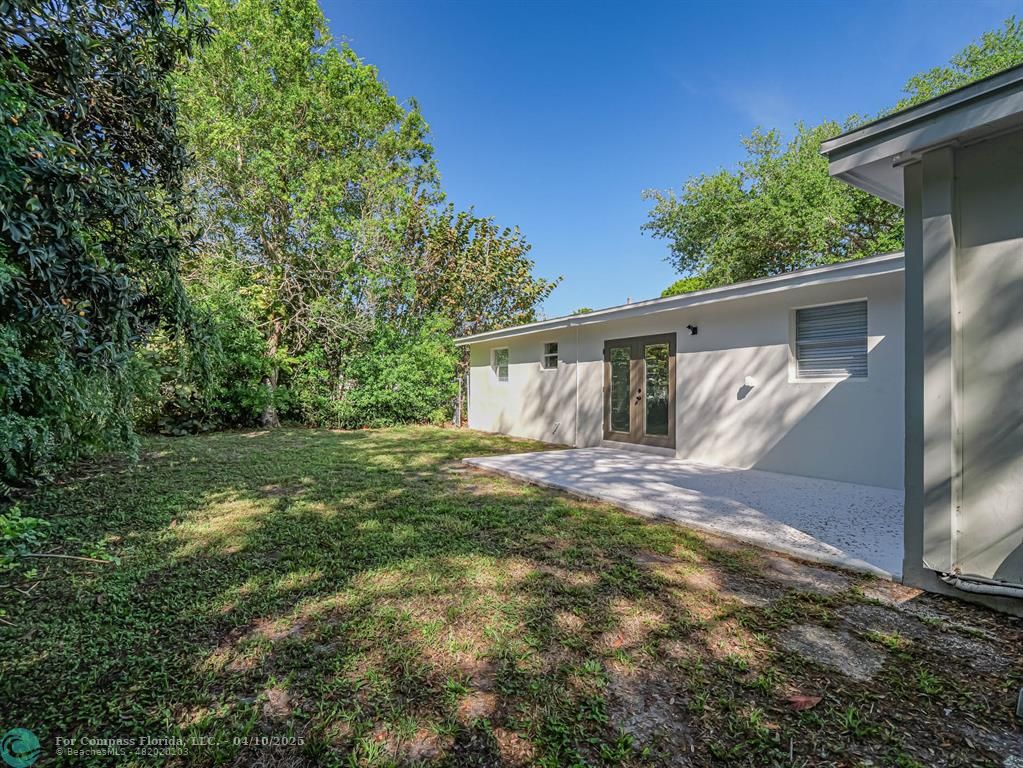 2203 1st Place Vero Beach, FL 32962 - Photo 41 of 42