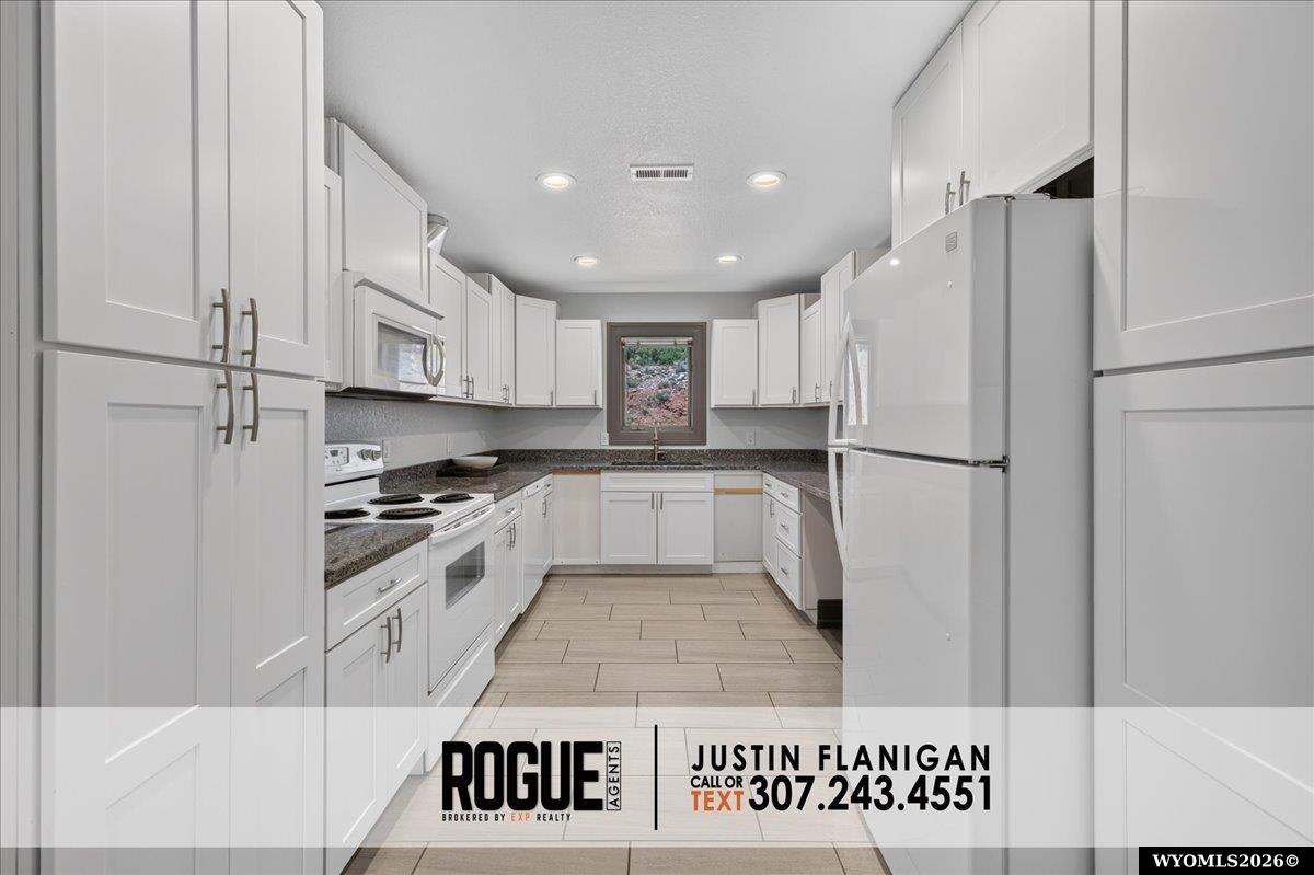 25980 Cedar Mesa Road Alcova, WY 82620 - Photo 13 of 50