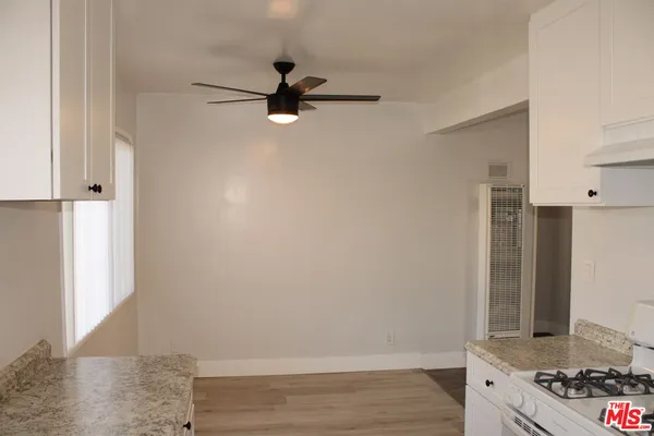 $2,295 | 1026 South Flower Street, Unit 17, Inglewood, CA 90301