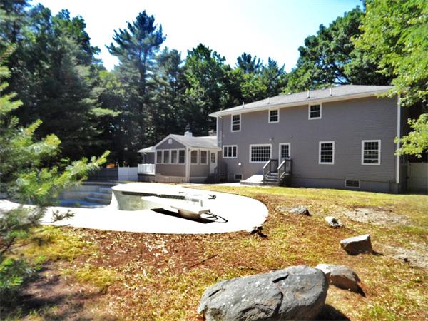 25 Mohawk Road Andover, MA 01810 - Photo 3 of 25 Gallery Image 3