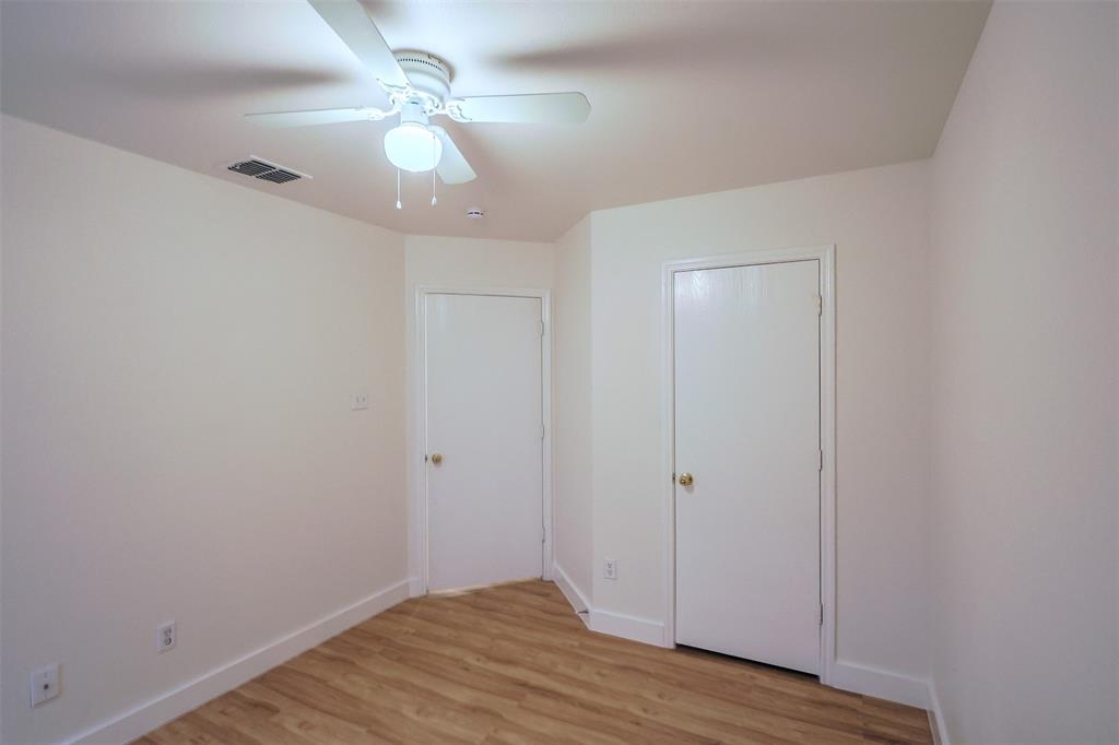 1208 Village Garden Azle, TX 76020 - Photo 17 of 22