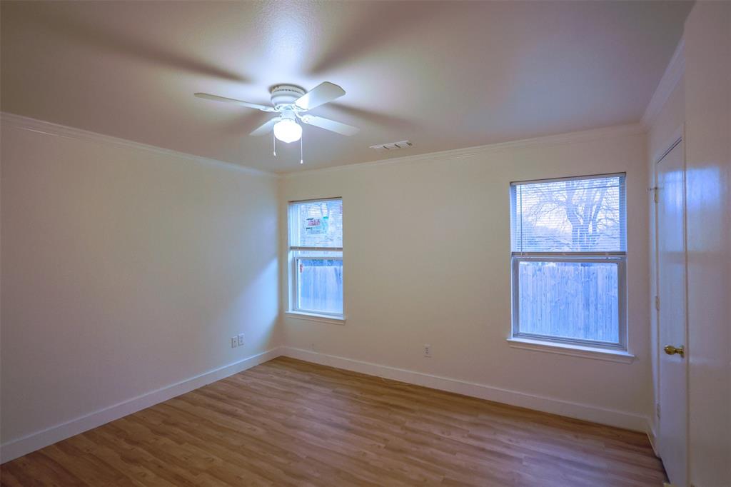 1208 Village Garden Azle, TX 76020 - Photo 8 of 22