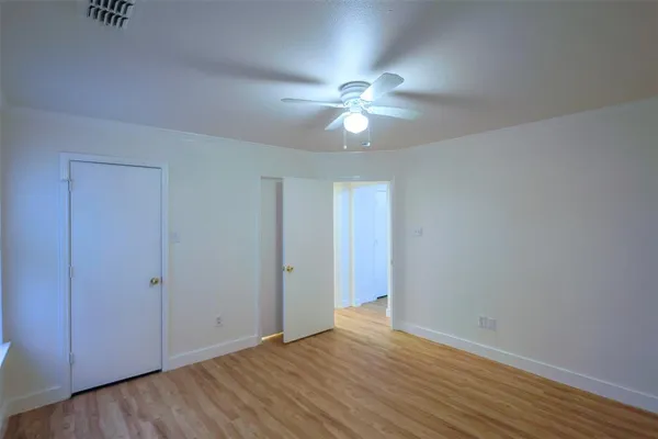 $1,700 | 1208 Village Garden, Azle, TX 76020