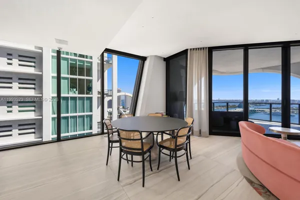 $6,800,000 | 1000 Biscayne Boulevard, Unit 2702, Miami, FL 33132