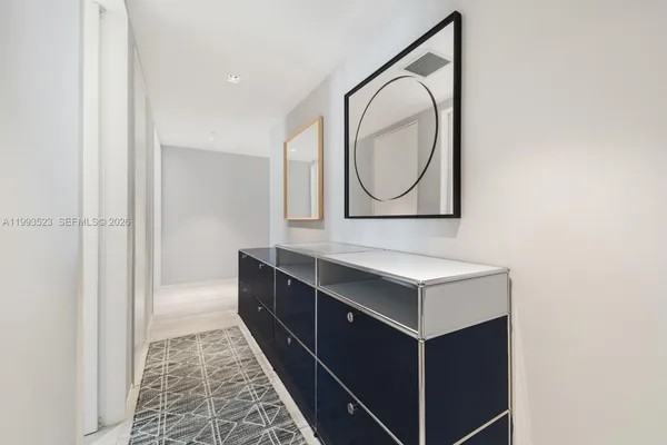 $6,800,000 | 1000 Biscayne Boulevard, Unit 2702, Miami, FL 33132