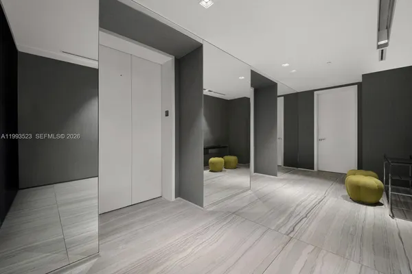 $6,800,000 | 1000 Biscayne Boulevard, Unit 2702, Miami, FL 33132