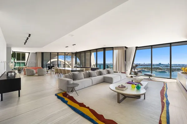 $6,800,000 | 1000 Biscayne Boulevard, Unit 2702, Miami, FL 33132