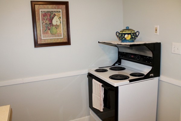 4 Carl Road Lexington, MA 02420 - Photo 8 of 18 a utility room with dryer and washer