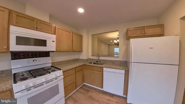 $3,200 | 12885 Hyannis Lane, Woodbridge, VA 22193