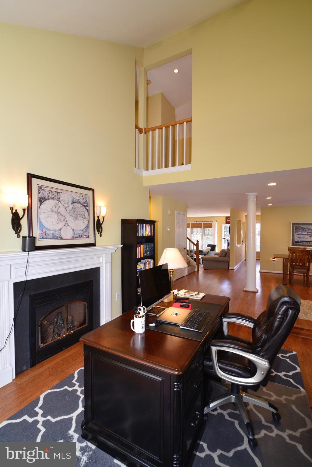 11627 Springhouse Place Reston, VA 20194 - Photo 13 of 57