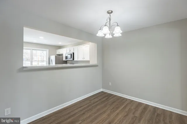 $2,000 | 438 Hill Street, Front Royal, VA 22630