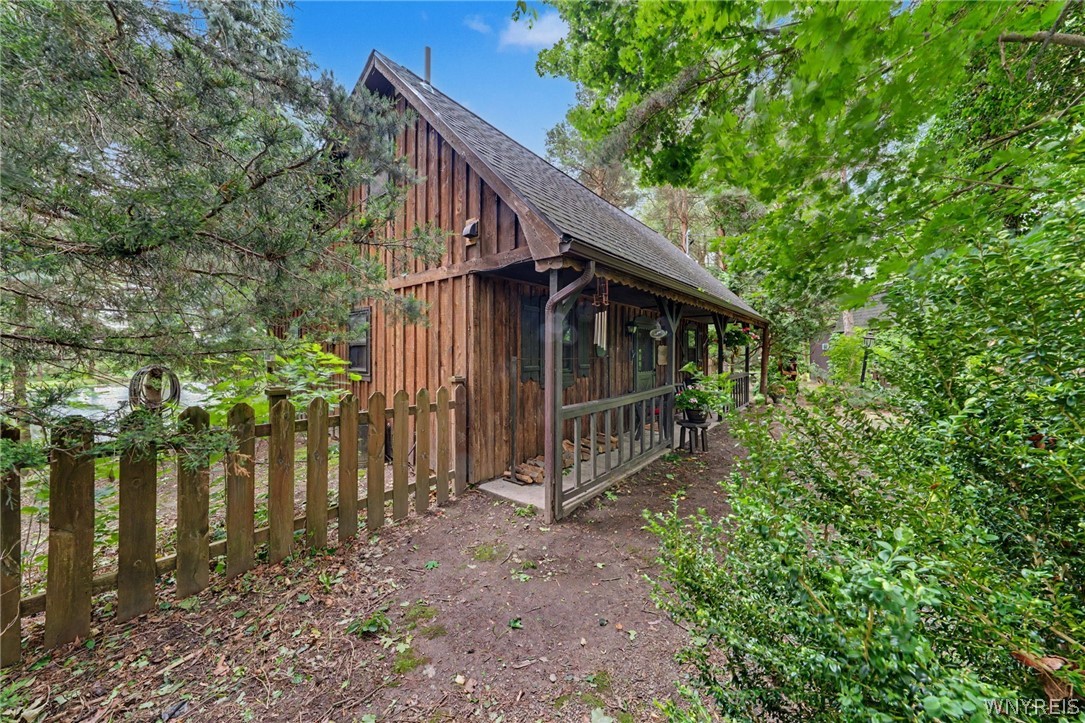 10985 Griswold Road Darien, NY 14040 - Photo 3 of 50