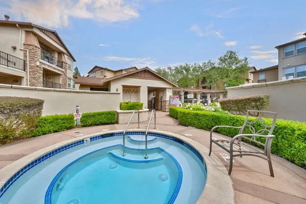 $320,000 | 6551 Hearthstone Circle, Unit 932, Rocklin, CA 95677