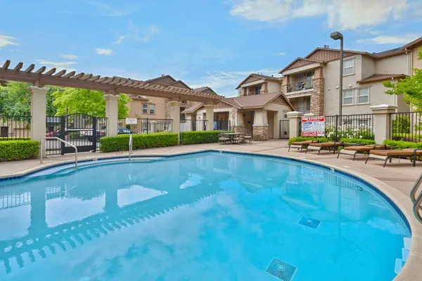 $320,000 | 6551 Hearthstone Circle, Unit 932, Rocklin, CA 95677