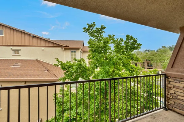 $320,000 | 6551 Hearthstone Circle, Unit 932, Rocklin, CA 95677