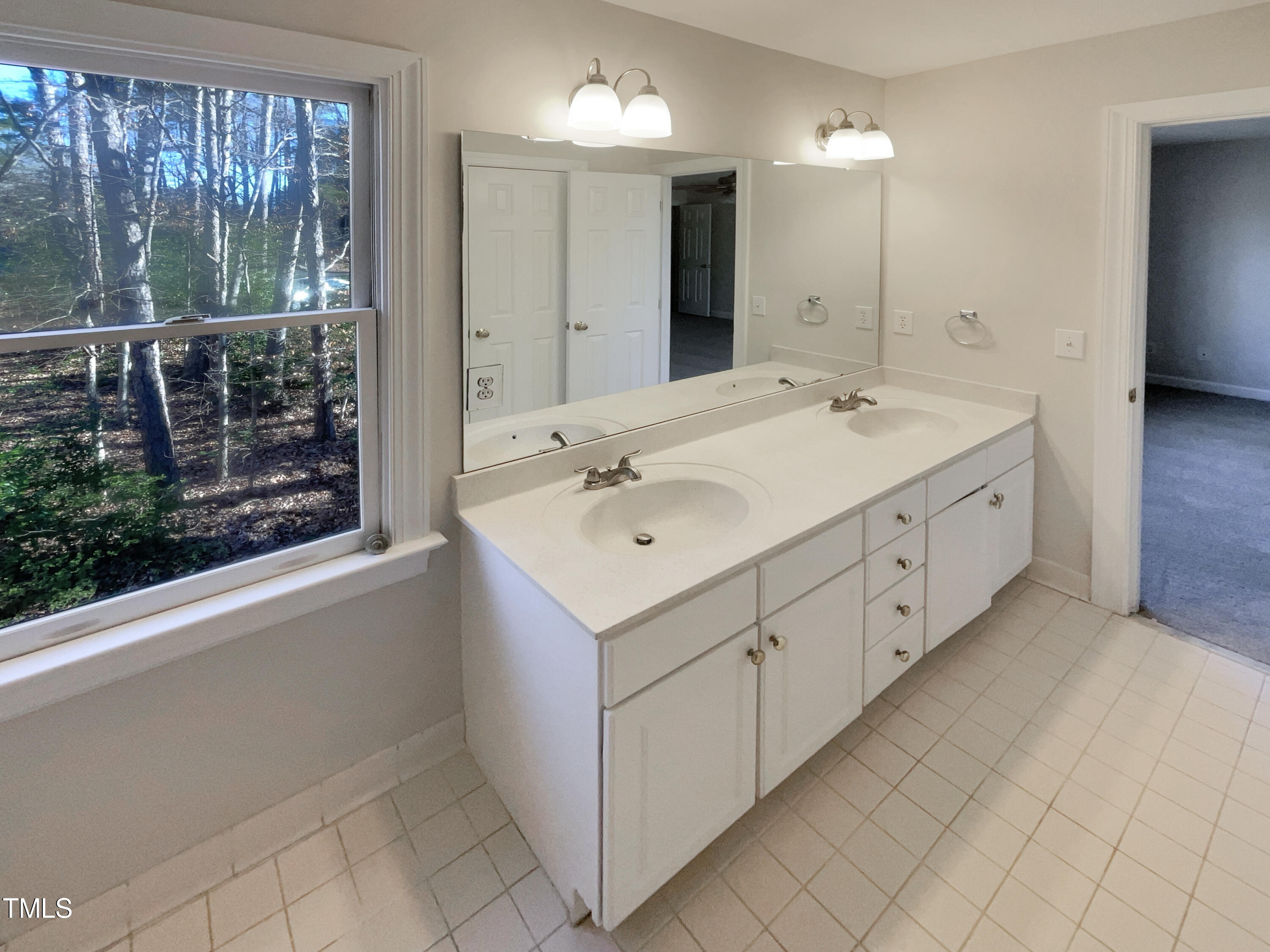 2850 Plaza Place Raleigh, NC 27612 - Photo 20 of 22 listing_19